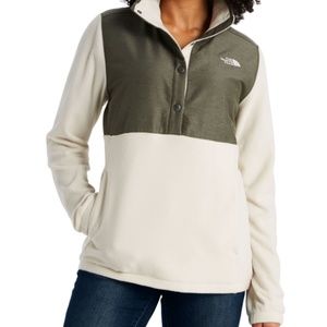 The North Face Fleece Snap It Pullover NWT